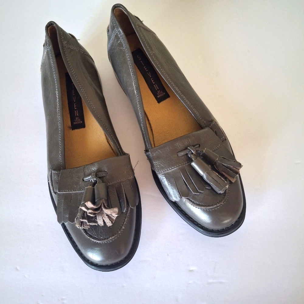 Steven By Steve Madden 8 Gray Tasseled Grey Leather Loafers New - Picture 9 of 10